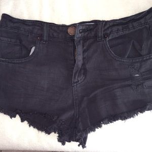 O’Neill cotton cutoff distressed shorts 27